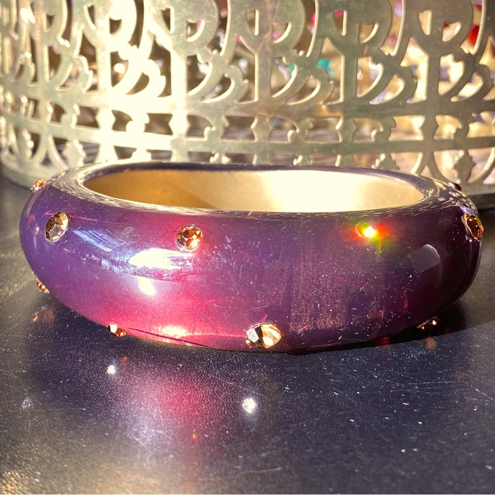 SALE 5/$25 Lucite Chunky bangle,purple crackle,reverse gold painted, rhinestones